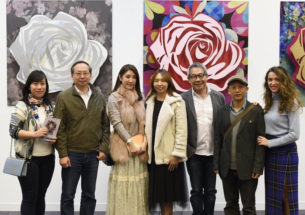 台灣宛儒畫廊將於西班牙藝博會展出，呈現藝術家謝宛儒（中）及連建興（右2）創作（照片來源：宛儒畫廊）    