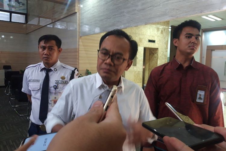 Sekretaris Menteri Koordinator Bidang Perekonomian Susiwijono di kantornya