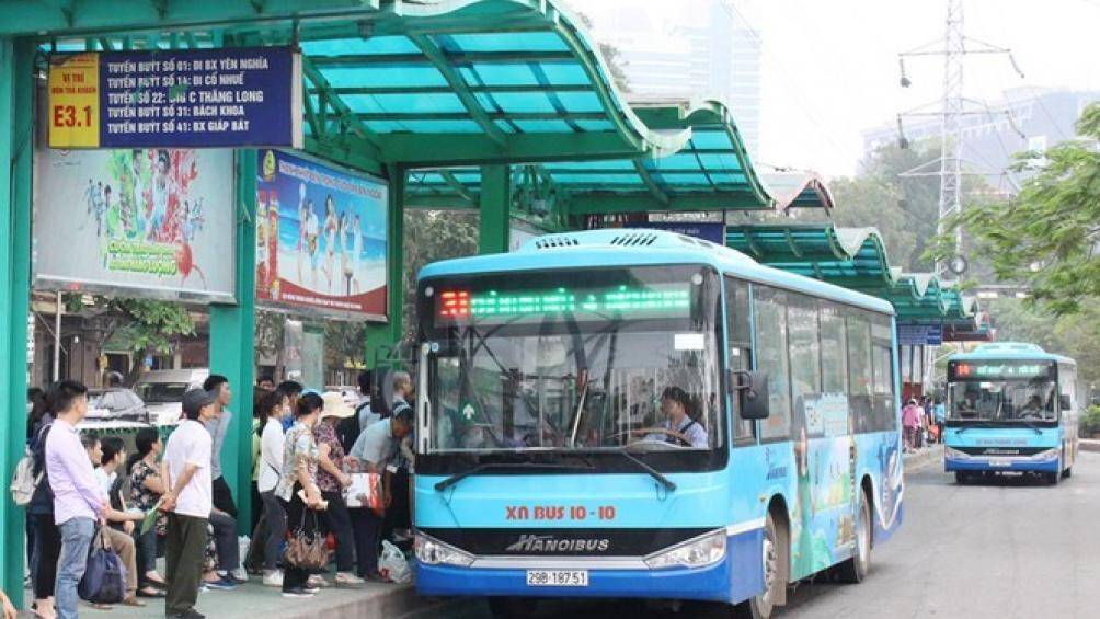 Hà Nội bố trí 105 xe buýt đưa người dân hết hạn cách ly tập trung về địa phương - Ảnh minh họa