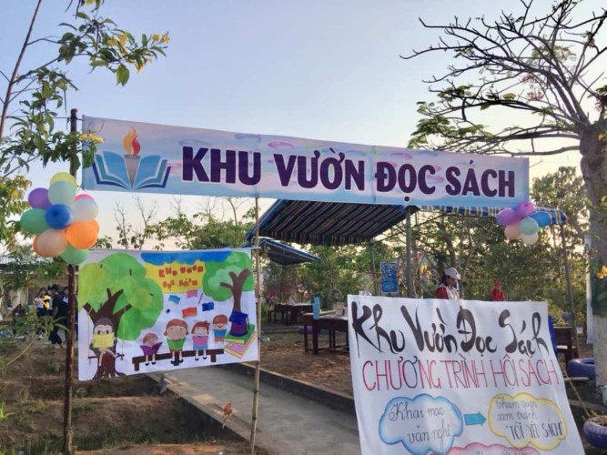 Khu vườn đọc sách của cô Trân tại Trường THPT Tân Long, huyện Phụng Hiệp (Hậu Giang)