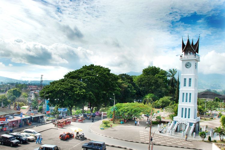 Menara Jam Gadang, ikon kota Bukittinggi, Sumatera Barat.(SHUTTERSTOCK)