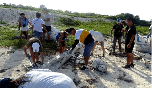 Foto-foto acara tahun ke-108. aktivitas pantai. (Sumber: Komisi Kelautan)