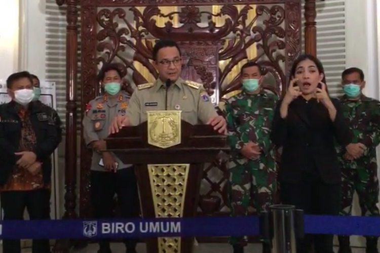 Gubernur DKI Jakarta Anies Baswedan menyampaikan ketentuan yang berlaku terkait penerapan PSBB di Jakarta, Selasa (7/4/2020). (Tangkapan layar dari akun Youtube Pemprov DKI Jakarta)