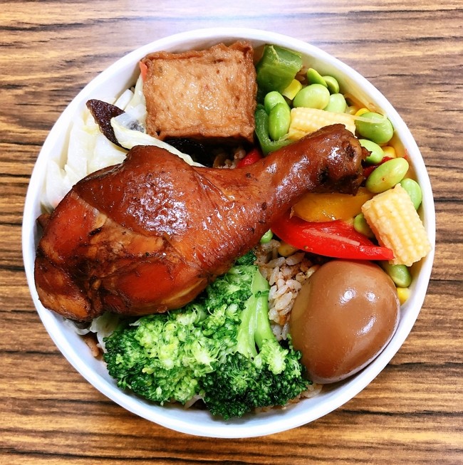 Kotak Makan siang (Bento) diluncurkan oleh Stasiun Kaohsiung. (Foto diambil dari situs resmi Kereta Api Taiwan)