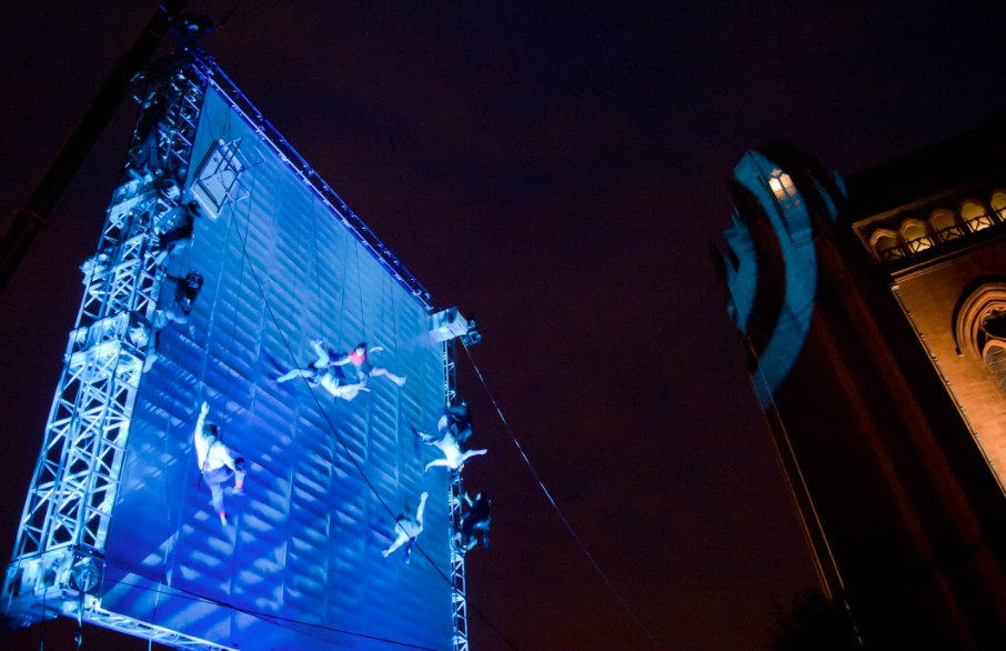 英國高空彈跳劇團(Wired Aerial Theatre)將於2021 TIFA演出(照片來源：兩廳院)