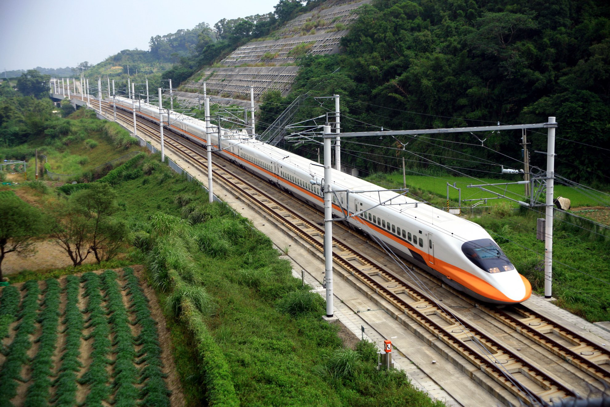 ไฟเขียว! ทานอาหารบนรถไฟและรถไฟความเร็วสูงได้ตั้งแต่ 2 มี.ค. เป็นต้นไป