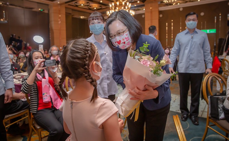 蔡英文總統出席「台灣婦女團體全國聯合會20周年感恩餐會」　圖／總統府提供