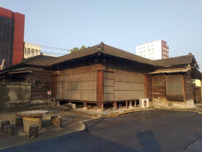 台南新添歷史建築，「原大日本武德社會住宅」登錄。 圖／台南市文資處提供