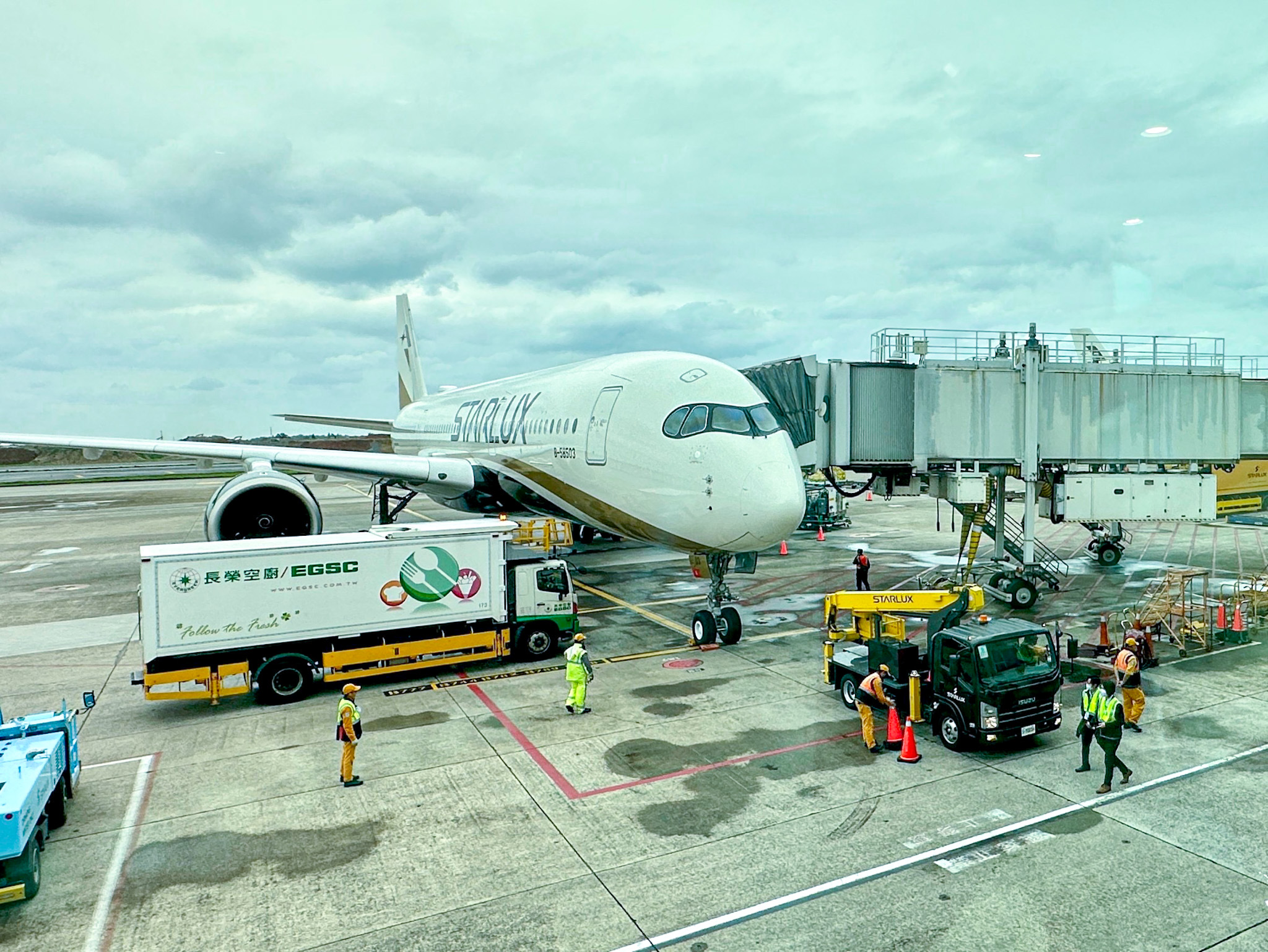 Seiring dengan meningkatnya jumlah masyarakat yang bepergian ke luar negeri, sebelum berangkat, mereka harus memperhatikan peraturan terkait pembawaan bagasi.  (Sumber foto : Taoyuan International Airport)