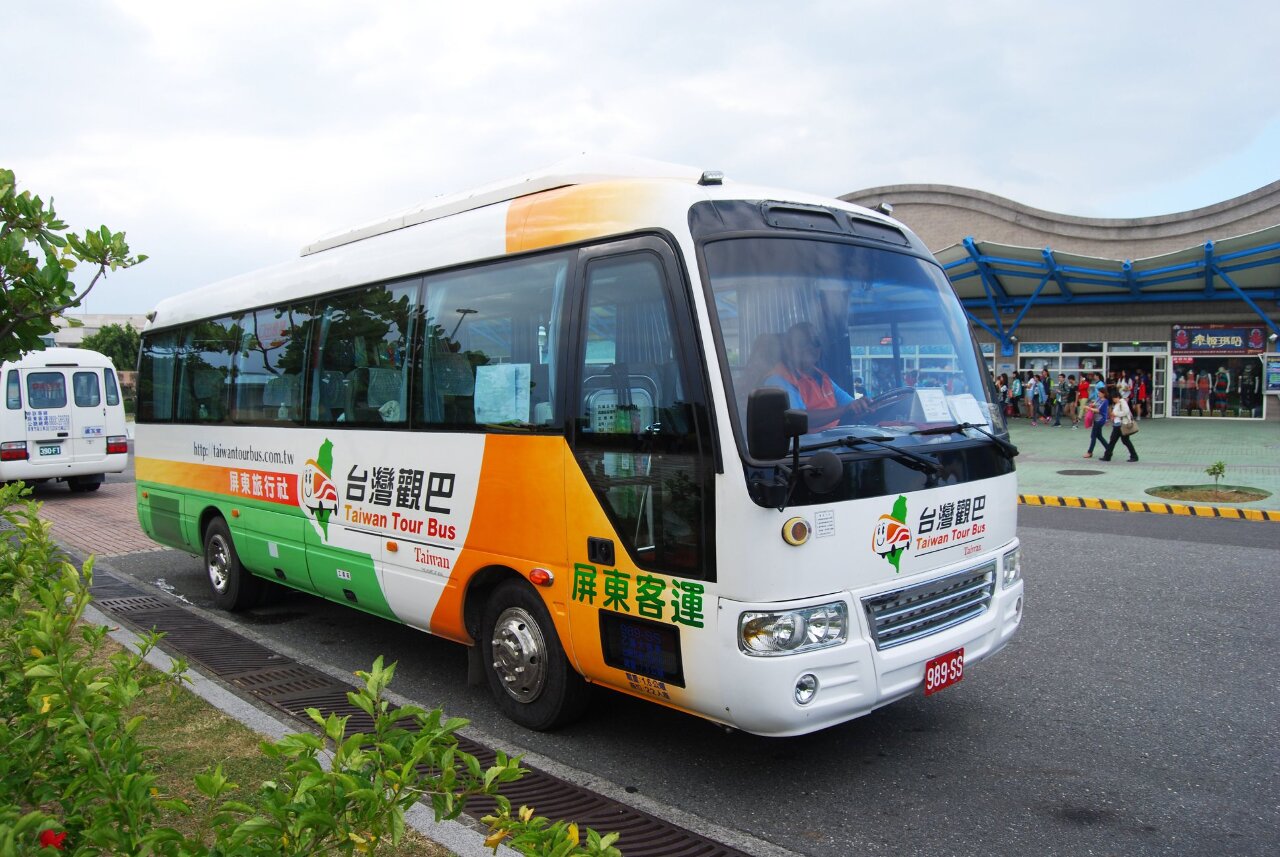 台灣觀光巴士83條路線遊台灣 年底前兩人同行一人免費
