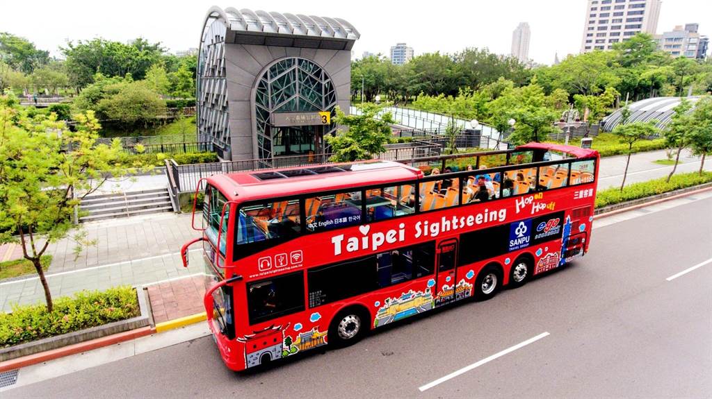 台北雙層觀光巴士  圖／台北市觀傳局提供