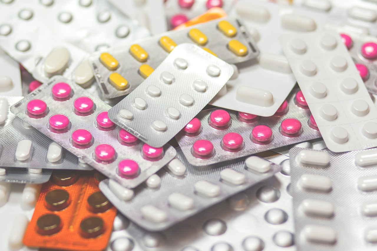 Taiwan Food and Drug Administration cautions the general public not to purchase medications from unreliable sources.  Photo reproduced from pixabay