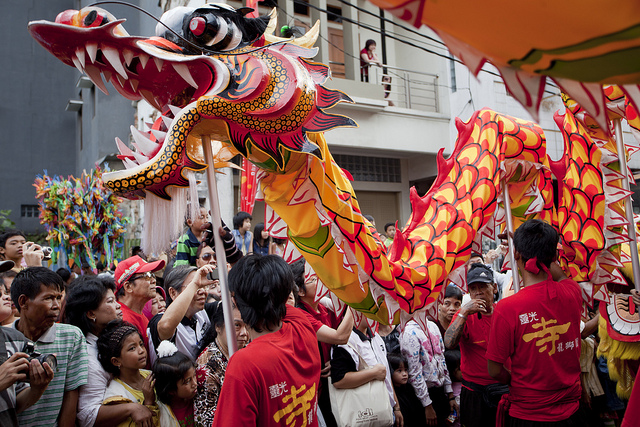 Indonesia merayakan Tahun Baru Imlek, dengan pawai dan jalan-jalan di China Town untuk berbelanja. Gambar/ foto diambil dari : Pixabay