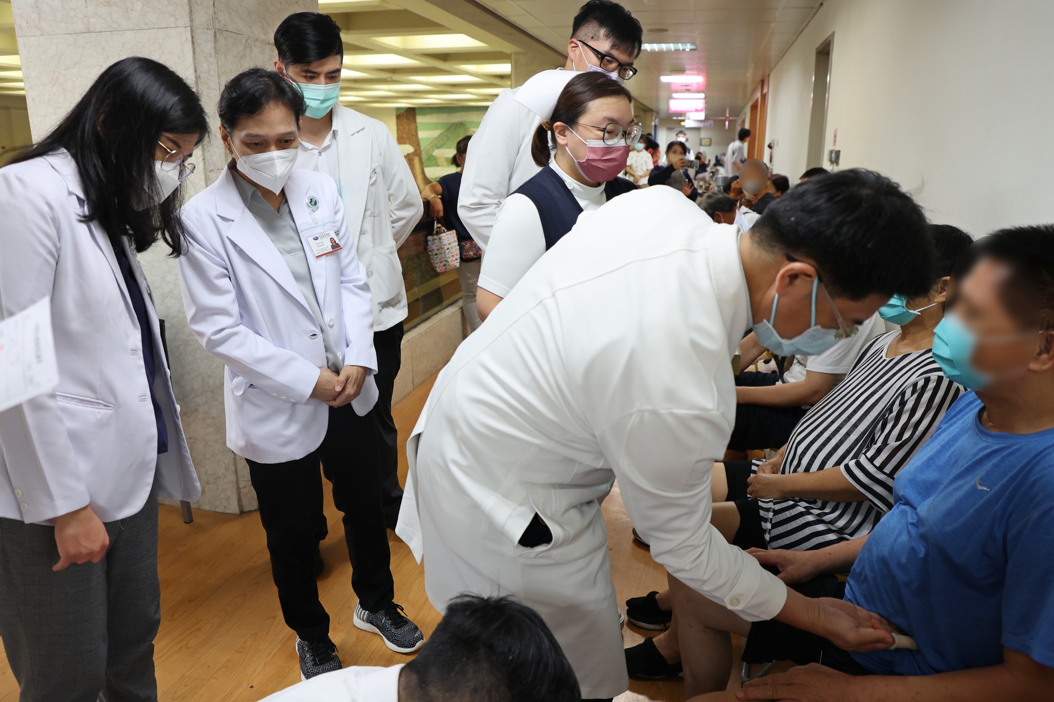 印尼醫師團來台交流 參訪花蓮慈濟醫院學習中西醫合療技術 