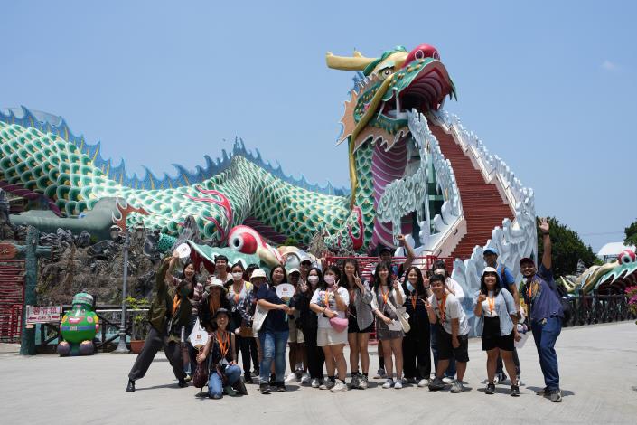 Tainan Municipal Administration of Cultural Heritage launched Bilingual Young Guide Training for Citizen Diplomacy.  Photo provided by Tainan Municipal Administration of Cultural Heritage