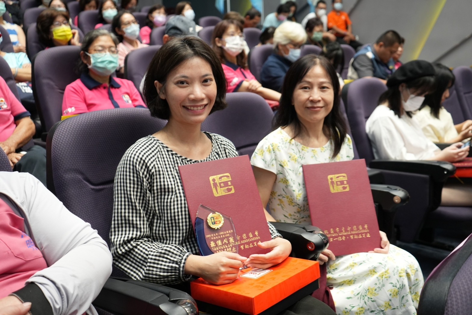 หลี่ ฮุ่ยเอิน (李慧恩) นักศึกษาจากมหาวิทยาลัยไคหนานเจ้าของรางวัล Popularity Award ในการประกวดครั้งนี้   ภาพ／จากมหาวิทยาลัยไคหนาน