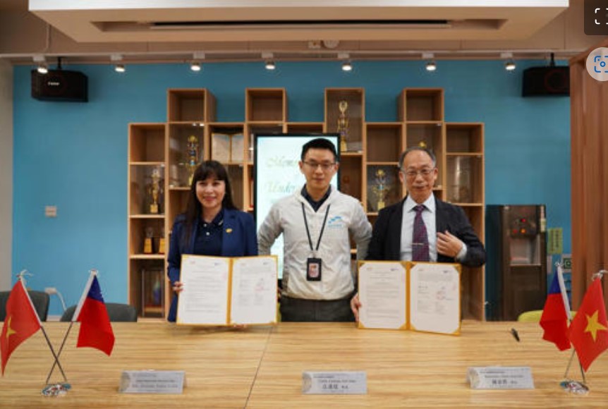 樟樹國際實中與越南IGC教育集團簽訂MOU締結姊妹校。    圖／新北市教育局提供
