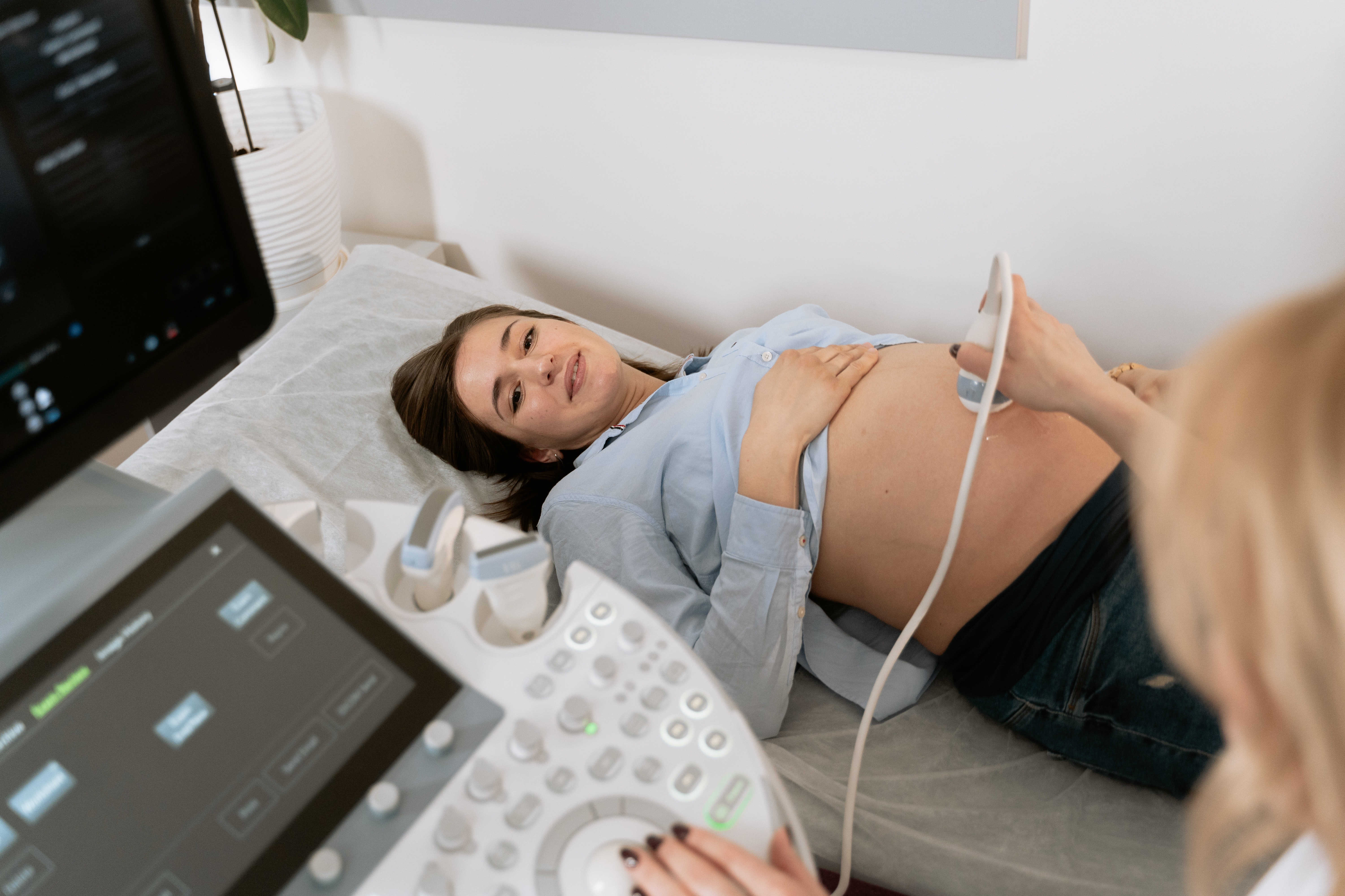 懷孕做檢查的孕婦示意圖，並非當事人圖 圖／翻攝自Pixabay圖庫