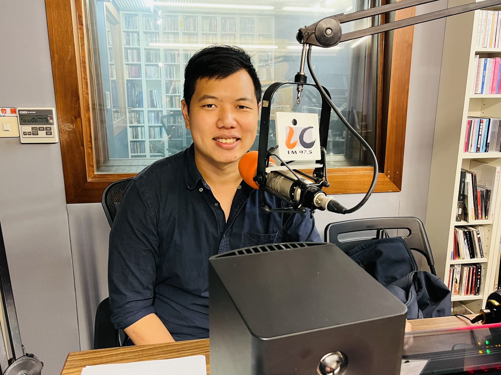 Lu Wei Chen shared about founding an organization that provides the largest “African Information Platform” in Taiwan. (Photo / Provided by Lu Wei Chen)