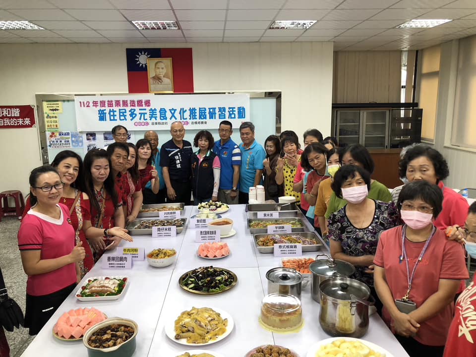 Desa Zaoqiao di Miaoli mengadakan kamp pelatihan kuliner untuk imigran baru, mengundang teman-teman imigran baru untuk memperkenalkan masakan khas daerah asal mereka.  (Sumber foto : Asosiasi Petani Kotapraja Zaoqiao Kabupaten Miaoli)