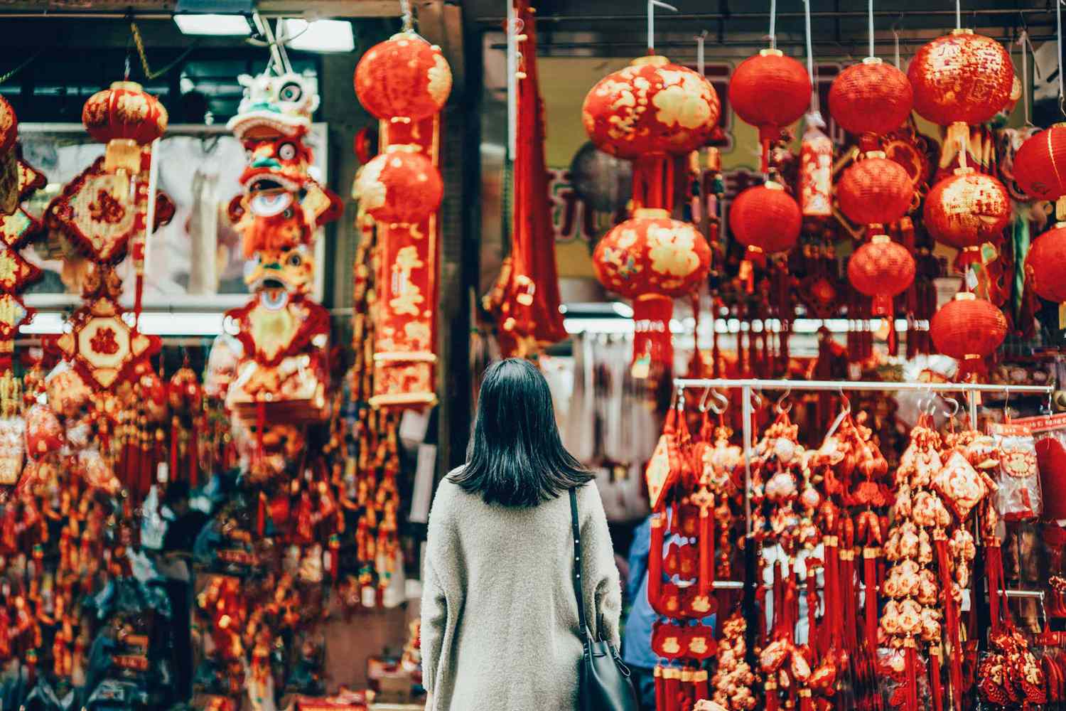 Filipinos love the Spring Festival more than the Chinese, workers can have a holiday, and Feng Shui masters are always busy. (Image/ Retrieved from Pixabay Gallery)