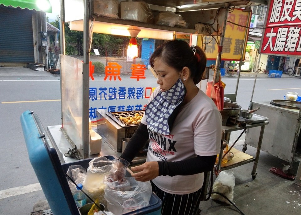 越南新住民扛起家計。 圖／屏東家扶中心提供