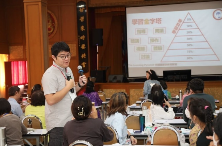 期盼透過華文教師研習會，讓泰國教授在教華文時，能夠提升課程教學品質 圖／駐泰代表處僑務組提供